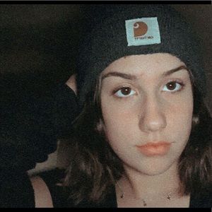 Meet your Posher, Zoe